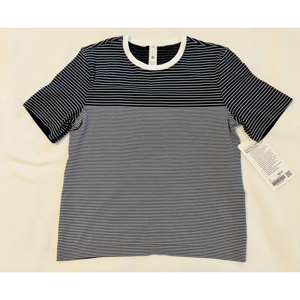 Lululemon NWT Seamless Classic-Fit Mariner Stripe Shirt Club Blue/White Small